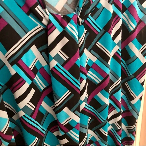 DANA BUCHMAN Geometric Sleeveless Top - Picture 7 of 14